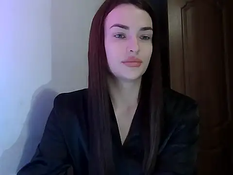 Snapshot of MandiBrooks chatting on 10.15.25 MandiBrooks online show from 10.15.25
