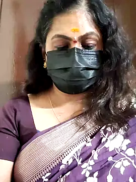 Snapshot of Sweetie_swetha37 chatting on 09.09.25 Sweetie swetha37 online show from 09.09.25