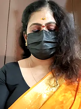 Snapshot of Sweetie_swetha37 chatting on 09.13.25 Sweetie swetha37 online show from 09.13.25