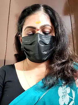 Snapshot of Sweetie_swetha37 chatting on 09.16.25 Sweetie swetha37 online show from 09.16.25