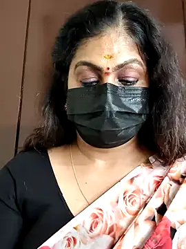 Snapshot of Sweetie_swetha37 chatting on 09.27.25 Sweetie swetha37 online show from 09.27.25