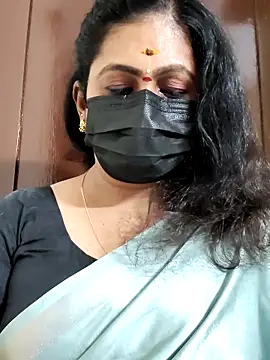 Snapshot of Sweetie_swetha37 chatting on 10.01.25 Sweetie swetha37 online show from 10.01.25