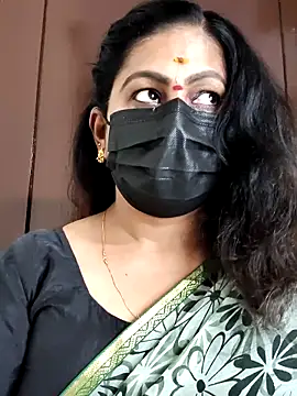 Snapshot of Sweetie_swetha37 chatting on 10.02.25 Sweetie swetha37 online show from 10.02.25