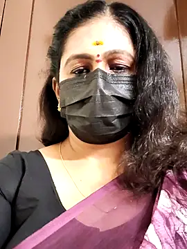 Snapshot of Sweetie_swetha37 chatting on 10.03.25 Sweetie swetha37 online show from 10.03.25