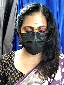 Snapshot of Sweetie_swetha37 chatting on 10.15.25 Sweetie swetha37 online show from 10.15.25