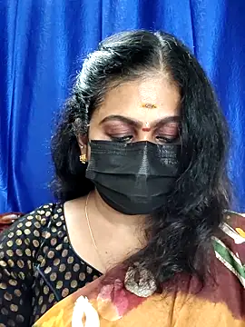 Snapshot of Sweetie_swetha37 chatting on 10.20.25 Sweetie swetha37 online show from 10.20.25