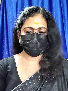 Snapshot of Sweetie_swetha37 chatting on 10.26.25 Sweetie swetha37 online show from 10.26.25