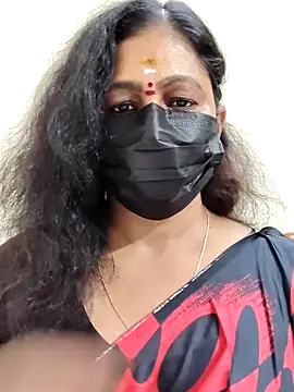 Snapshot of Sweetie_swetha37 chatting on 11.22.25 Sweetie swetha37 online show from 11.22.25