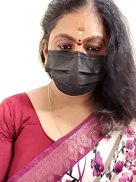 Snapshot of Sweetie_swetha37 chatting on 11.26.25 Sweetie swetha37 online show from 11.26.25