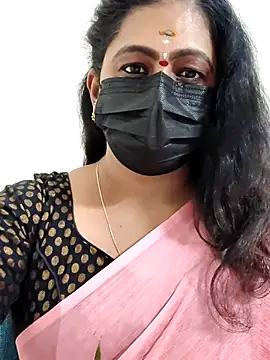 Snapshot of Sweetie_swetha37 chatting on 11.27.25 Sweetie swetha37 online show from 11.27.25