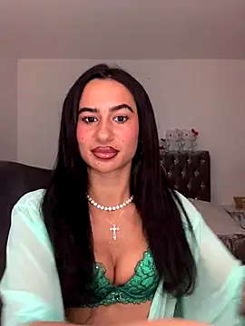 itsyourgirltee online show from 10.30.25