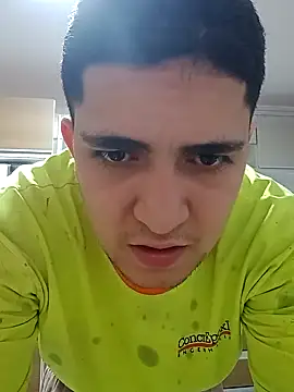 Snapshot of Picademel2525 chatting on 09.17.25 Picademel2525 online show from 09.17.25