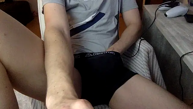 Snapshot of Breezydicksn chatting on 10.27.25 Breezydicksn online show from 10.27.25