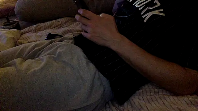 Snapshot of Breezydicksn chatting on 10.29.25 Breezydicksn online show from 10.29.25