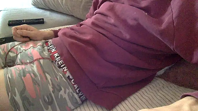 Snapshot of Breezydicksn chatting on 11.17.25 Breezydicksn online show from 11.17.25