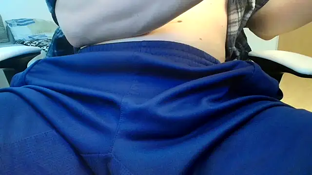 Snapshot of Breezydicksn chatting on 03.25.26 Breezydicksn online show from 03.25.26