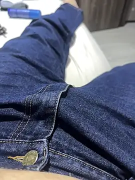 Snapshot of Xarkomm chatting on 02.25.26 Xarkomm online show from 02.25.26