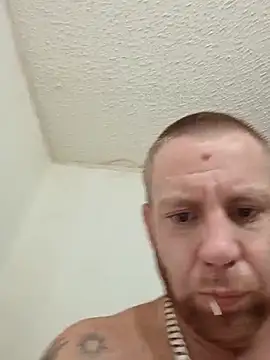 Clarkodile95 online show from 06.26.26
