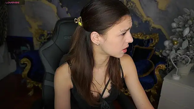 Snapshot of AnitaBambie chatting on 02.18.26 AnitaBambie online show from 02.18.26