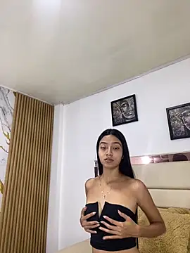 millycute18  online show from 10.07.25