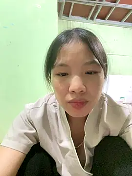 Snapshot of QueenLink chatting on 10.14.25 QueenLink online show from 10.14.25