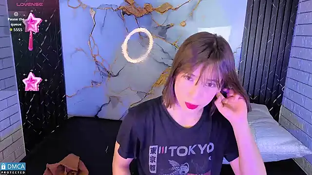 nena cupcake  online show from 11.03.25