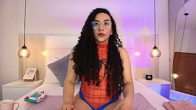 Snapshot of alehia_cute chatting on 09.30.25 alehia cute online show from 09.30.25