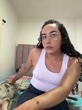 Snapshot of alehia_cute chatting on 07.30.26 alehia cute online show from 07.30.26