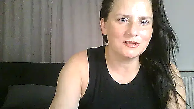 RachVanXX online show from 07.10.26