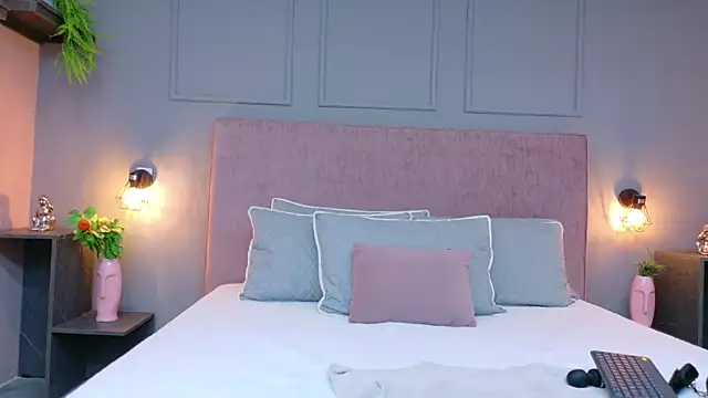 Snapshot of Camila_Hill_ chatting on 09.11.25 Camila Hill online show from 09.11.25