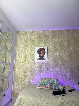 Snapshot of MorenaLush_Eup chatting on 02.04.26 MorenaLush Eup online show from 02.04.26