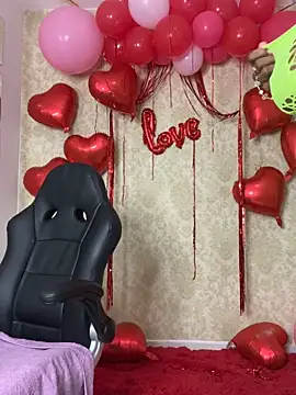 Snapshot of MorenaLush_Eup chatting on 02.18.26 MorenaLush Eup online show from 02.18.26