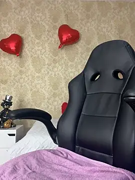 Snapshot of MorenaLush_Eup chatting on 03.30.26 MorenaLush Eup online show from 03.30.26