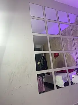 Snapshot of MorenaLush_Eup chatting on 04.01.26 MorenaLush Eup online show from 04.01.26