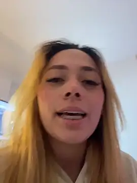 LanaMills  online show from 02.17.26