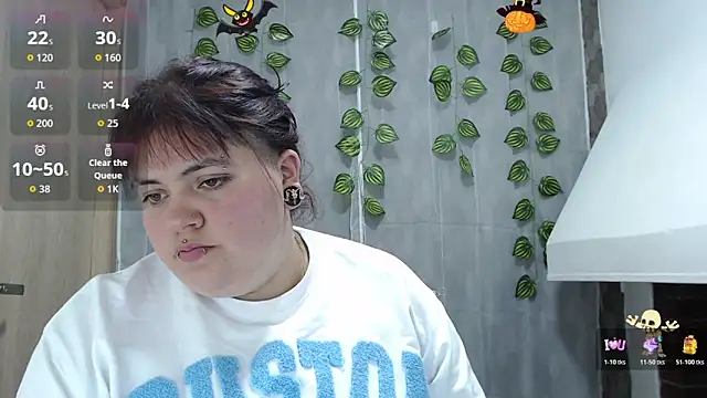 Snapshot of anishasanchezcm101 chatting on 10.31.25 anishasanchezcm101 online show from 10.31.25