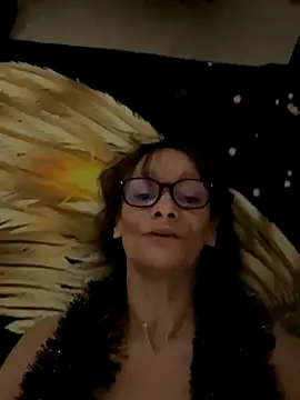 Chris06d22xh online show from 12.17.25