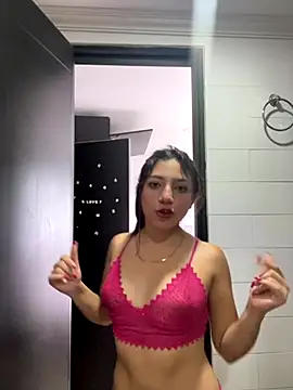 LisaGoddes online show from 11.13.25