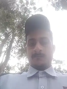 Snapshot of BasicGoal96 chatting on 10.30.25 BasicGoal96 online show from 10.30.25