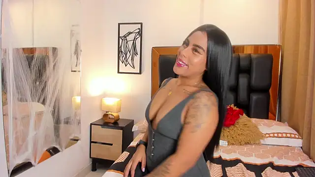 GiorgineTaylor online show from 11.06.25