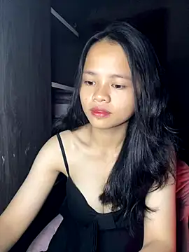 Snapshot of Hana-44 chatting on 12.02.25 Hana-44 online show from 12.02.25