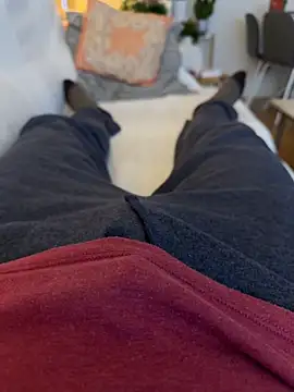 Snapshot of -Styleto chatting on 12.19.25 -Styleto online show from 12.19.25