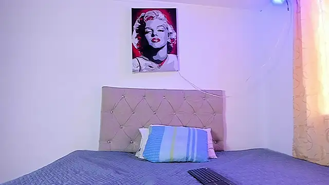 Snapshot of wyatt_3 chatting on 09.13.25 wyatt 3 online show from 09.13.25