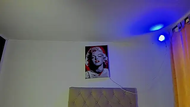 Snapshot of wyatt_3 chatting on 09.17.25 wyatt 3 online show from 09.17.25