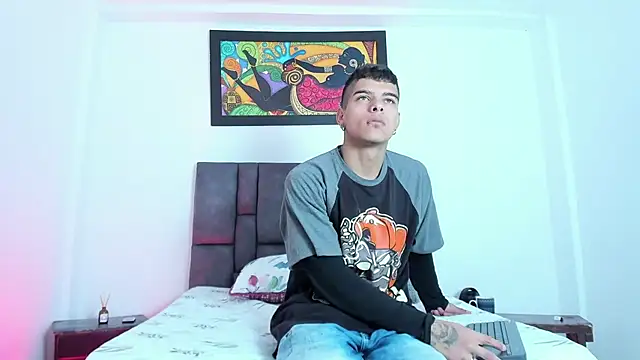 Snapshot of wyatt_3 chatting on 11.20.25 wyatt 3 online show from 11.20.25