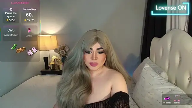 Snapshot of Unforgettable_Maria chatting on 03.10.26 Unforgettable Maria online show from 03.10.26