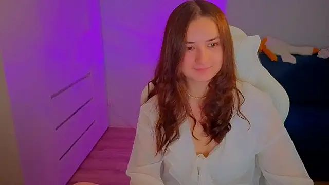 Snapshot of Lelia_Vibe chatting on 10.08.25 Lelia Vibe online show from 10.08.25