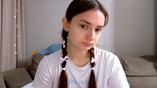 Snapshot of Lelia_Vibe chatting on 11.10.25 Lelia Vibe online show from 11.10.25