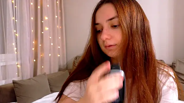 Snapshot of Lelia_Vibe chatting on 11.24.25 Lelia Vibe online show from 11.24.25