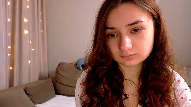 Snapshot of Lelia_Vibe chatting on 12.01.25 Lelia Vibe online show from 12.01.25